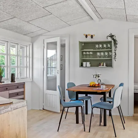 3 Bedroom Gorgeous In 펜션 *