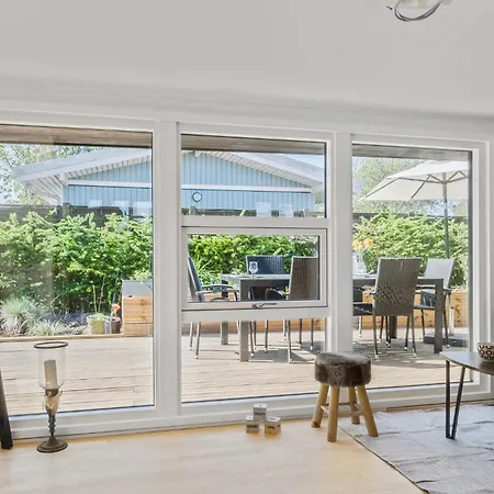 펜션 3 Bedroom Gorgeous In 보르콥